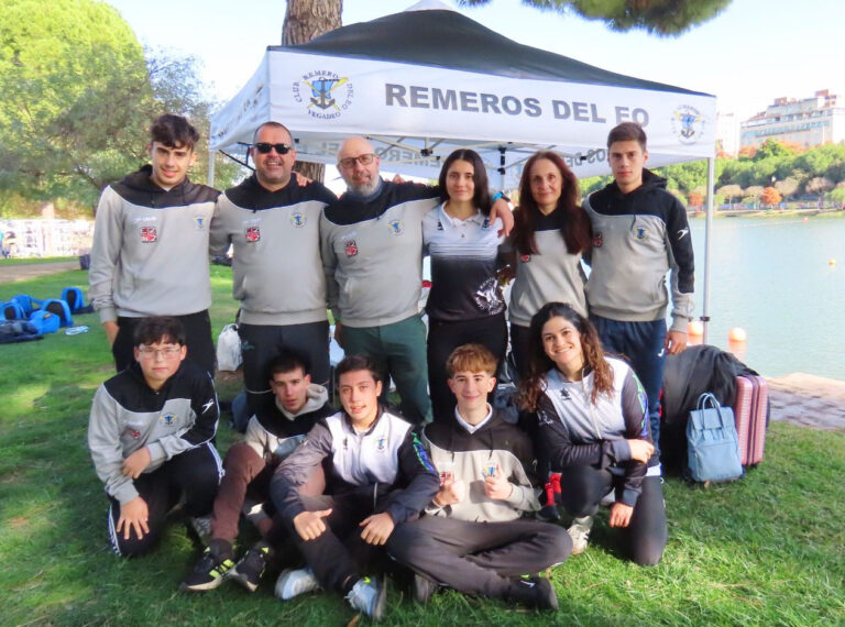El Club Remeros del Eo concluye la temporada 2025 participando en el Abierto Internacional de Andalucía