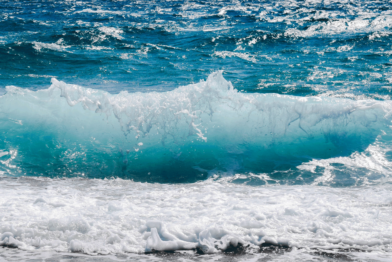 dimitrisvetsikas1969 waves 2211925